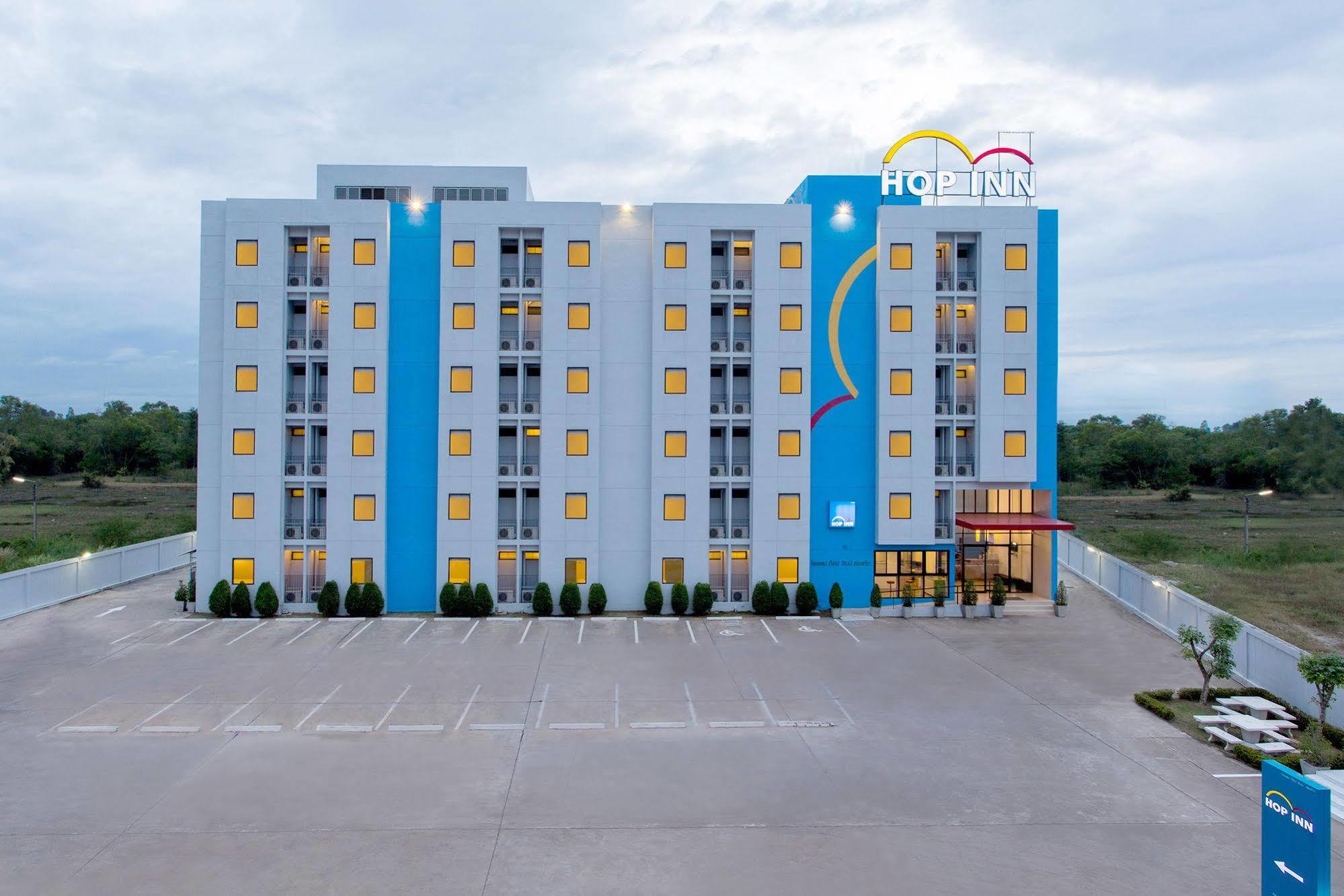 Hop Inn Lampang Esterno foto