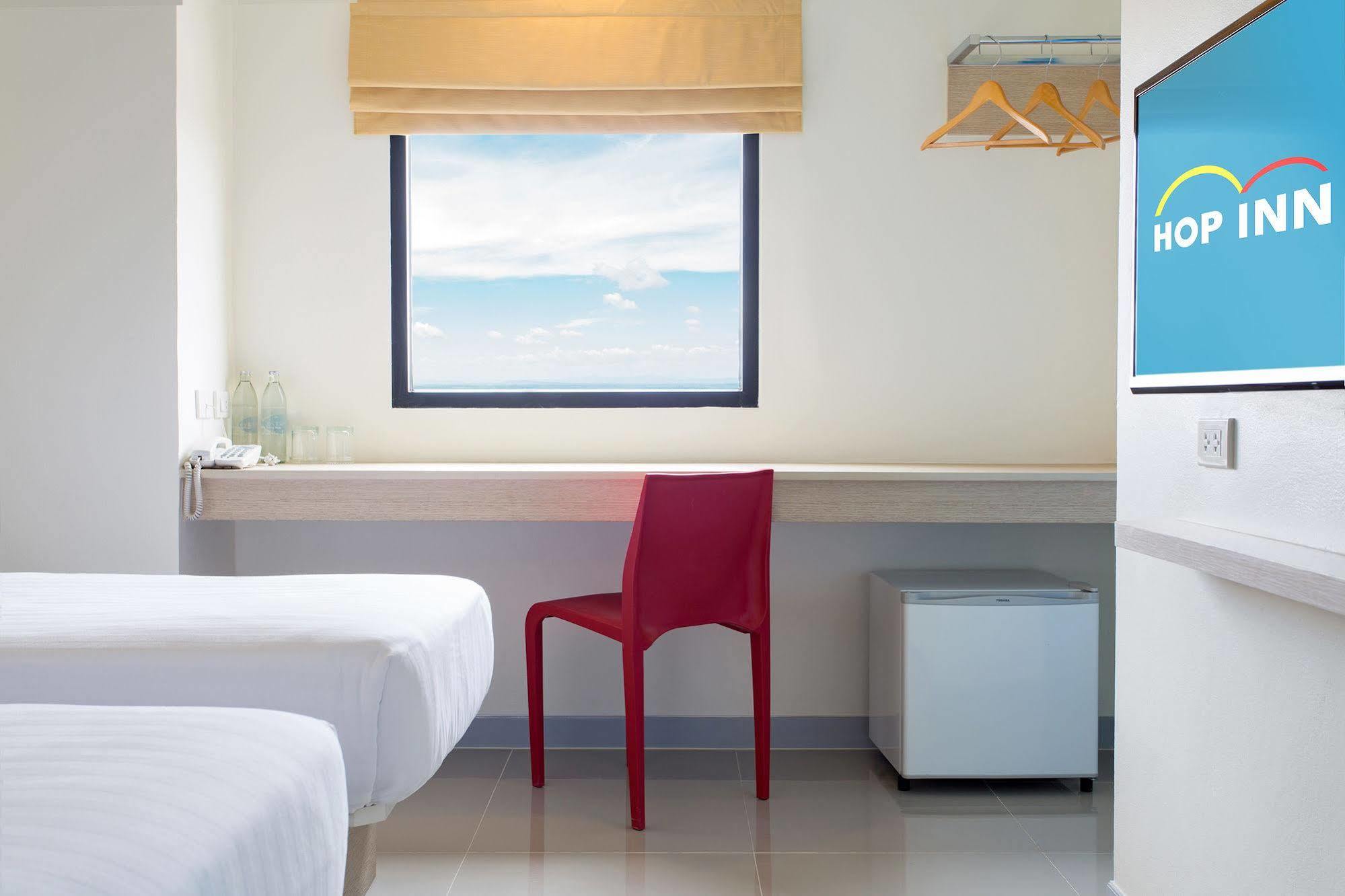 Hop Inn Lampang Esterno foto